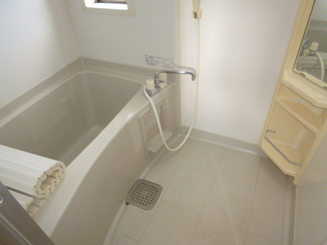 ビアン連島Ｅの浴室