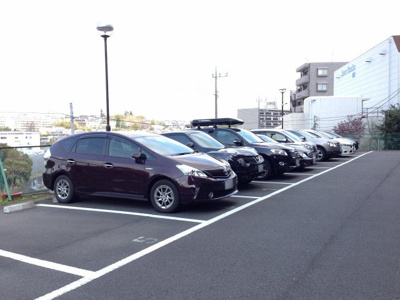 【駐車場】 | 鷺沼スカイドエリングA棟 | 平置き駐車場です。
月額13000円(空き状況は担当までご連絡下さい。)