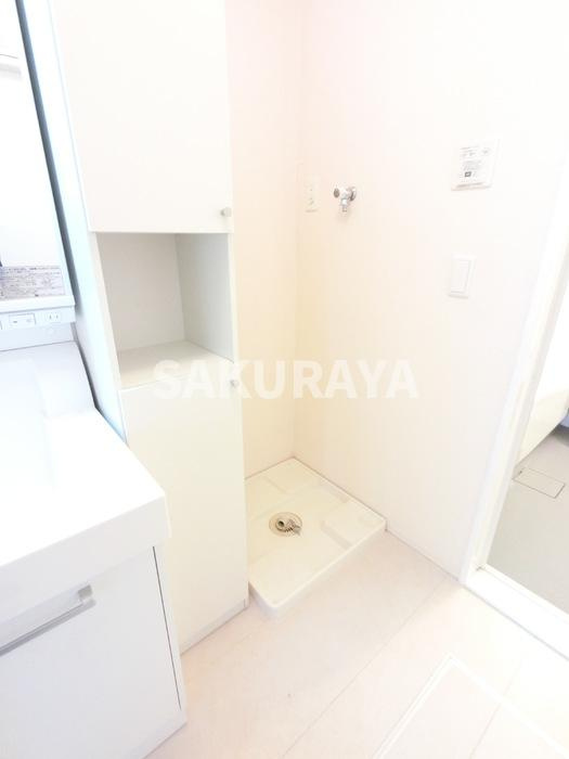 ベルグ Ⅱ Ｂの設備|洗濯機置き場です。防水パンあります。