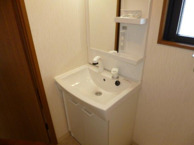 ブライトコートⅠの独立洗面台|シャンプードレッサー
