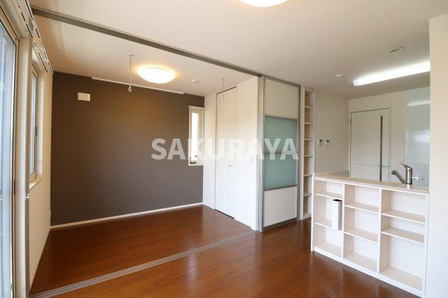 ハピネスの居間・リビング|2019年撮影。現況と異なる場合がございます。