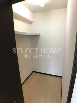【収納】 | レジデンス柱 | 大きなスペースがあり、収納には困りません