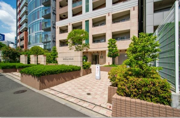 デュオ・スカーラ市ヶ谷のエントランス|デュオ・スカーラ市ヶ谷