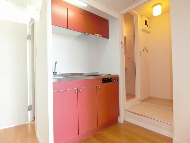 ウッドワン2番館のキッチン|お料理しやすいキッチンです