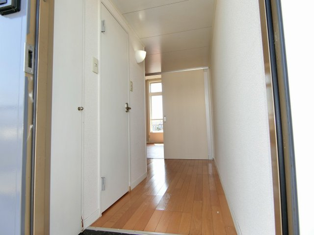 ウッドワン2番館の玄関|きれいな玄関です