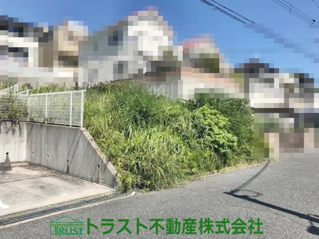 明石市魚住町錦が丘3丁目　土地の前面道路含む現地写真