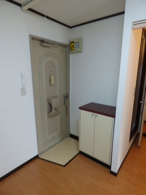 【玄関】 | ドミールしおだ