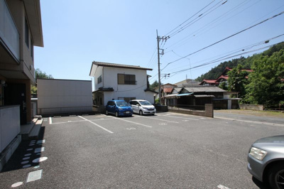 【駐車場】 | ナチュール白銀　シャーメゾン