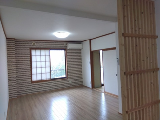 【居間・リビング】 | ＬＤＫ16帖　エアコン付