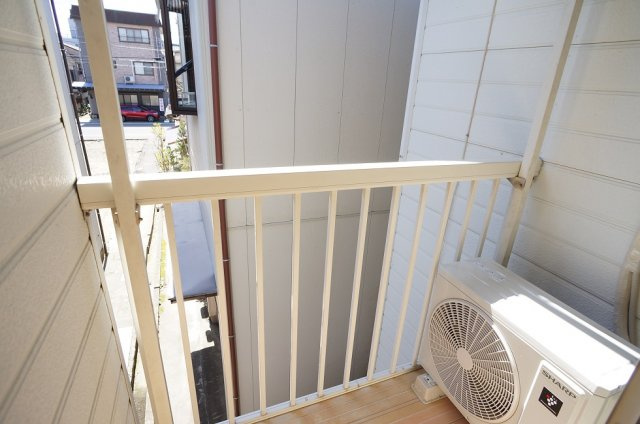 【バルコニー】 | メゾンクワトロ