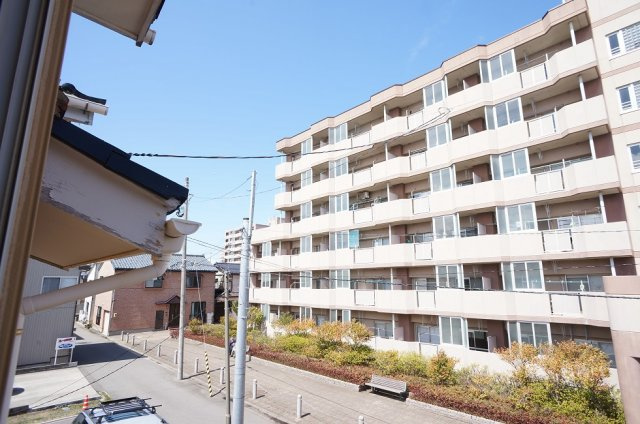 【展望】 | メゾンクワトロ