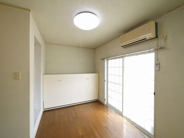 ロフト奈良まちの洋室|使い勝手のいい洋室です