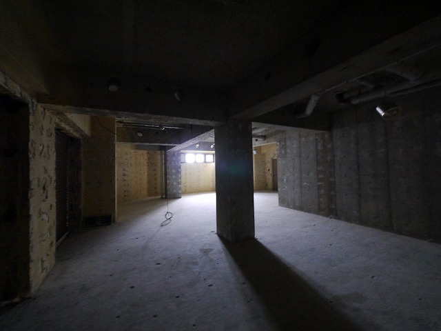 ライフコート富雄　店舗の内装