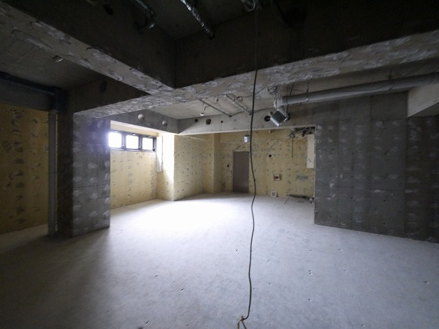 ライフコート富雄　店舗の内装