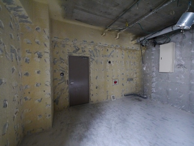 ライフコート富雄　店舗の内装