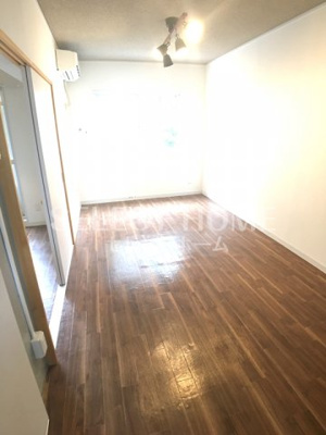 【居間・リビング】 | ガーデン上地 | おしゃれなリビングです