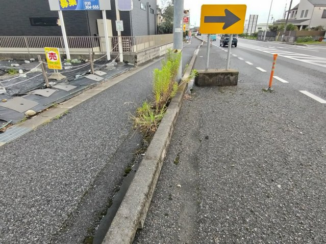 ２４０９９　本巣市上真桑土地の前面道路含む現地写真