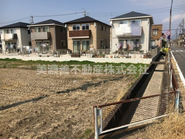 ２４５４４　岐阜市福光東土地の外観