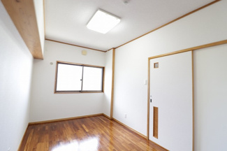 【洋室】 | 西原町上原2丁目　住宅兼アパート | アパート
