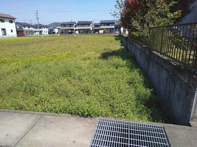 ４５４７４　山県市高木土地の外観