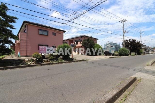 エルフロードの周辺