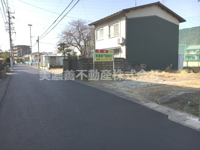 ４７１４９　岐阜市黒野南土地の前面道路含む現地写真