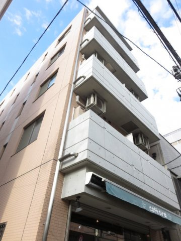 日暮里中央COURTの外観