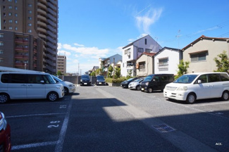 【駐車場】