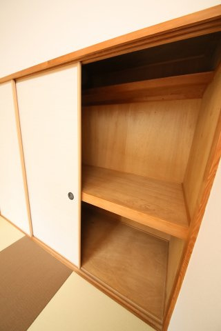 コーラル半田の収納