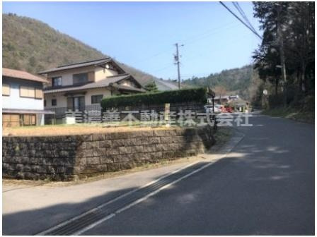 ４８４０２　岐阜市石谷土地の外観