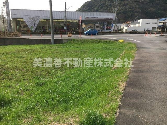 ４９７６２　岐阜市岩崎土地の外観
