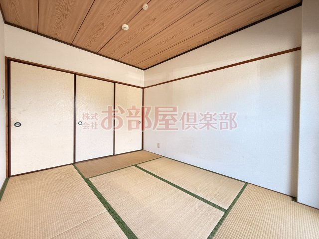 サンフィールドの和室|落ち着いた雰囲気の和室付きです