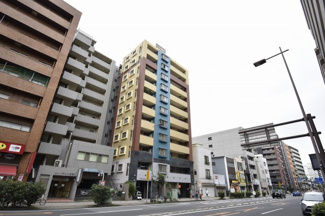【外観】 | 横浜市営地下鉄ブルーライン「吉野町」駅徒歩2分・「阪東橋」駅徒歩6分、京急本線「黄金町」駅徒歩5分！
