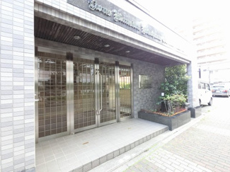 【エントランス】 | 横浜市営地下鉄ブルーライン「伊勢佐木町」駅徒歩7分・「阪東橋」駅徒歩8分と好立地！