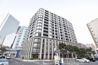 【外観】 | みなとみらい線「馬車道」駅徒歩5分、JR京浜東北線・根岸線「桜木町」駅徒歩6分、横浜市営地下鉄ブルーライン「関内」駅徒歩4分！