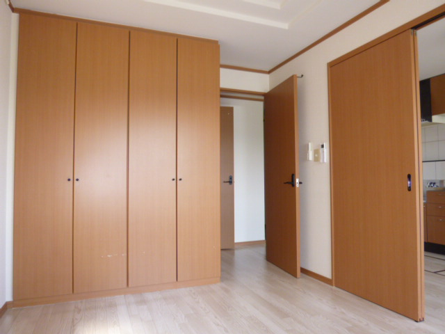 ＫＴセブンパレスの洋室