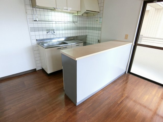 エステートモアの内装|※現況優先です
お料理しやすいキッチンです