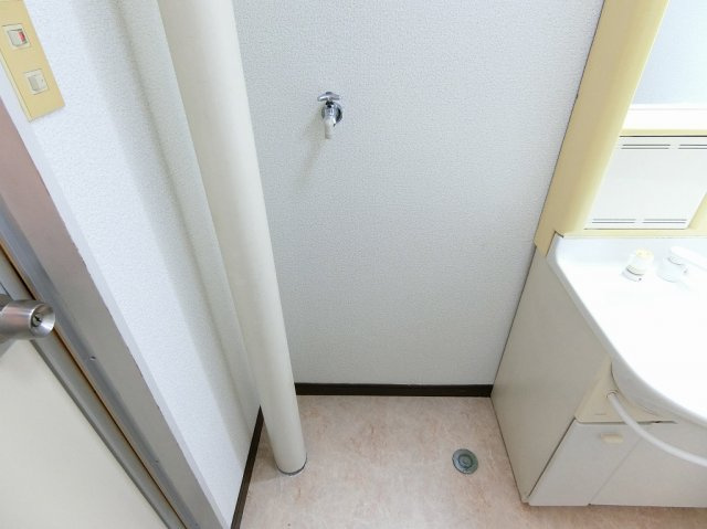 エステートモアのその他共用部分|敷地内にゴミ置き場があります。