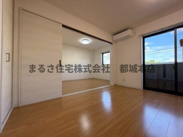 CUORE　OKIMIZUの居間・リビング