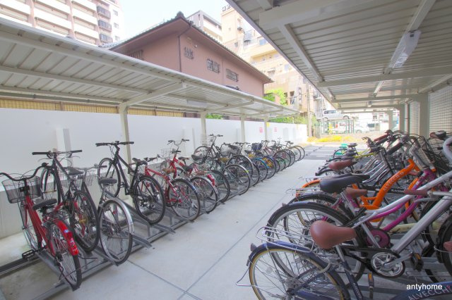 フレアコート梅田　仲介手数料無料の駐車場