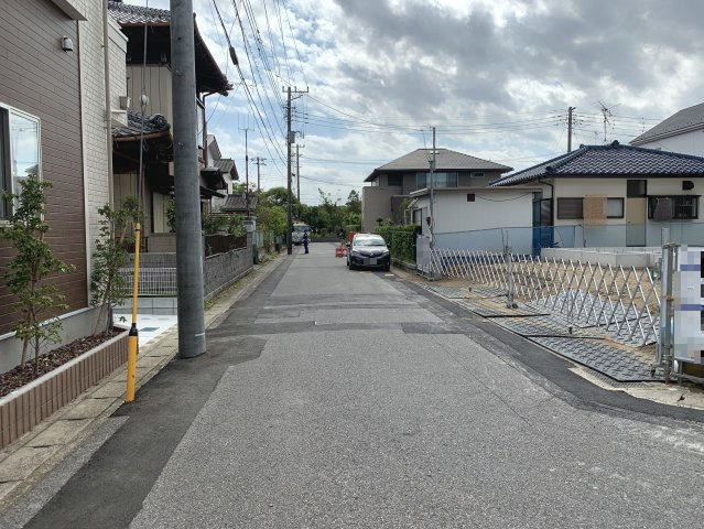 習志野市秋津4丁目　新築戸建　4098万円～の前面道路含む現地写真