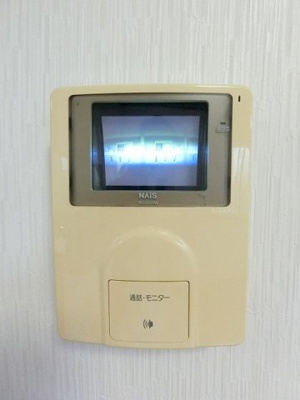 【セキュリティ】 | ブランシェⅠ | 防犯対策に有効なカメラ付きインターホン！突然の来客にもバッチリ対応できちゃいます☆