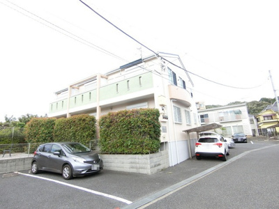 【駐車場】 | ブランシェⅠ | いつでも目の届く敷地内に駐車場があります♪お車をお持ちの方におすすめです！