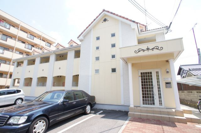 【外観】 | スマイルⅡ番館 | 落ち着いた雰囲気の外観です