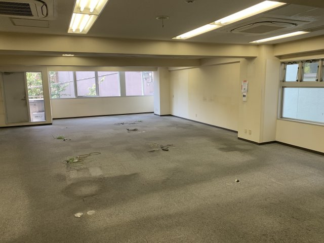 タチハラビルの内装