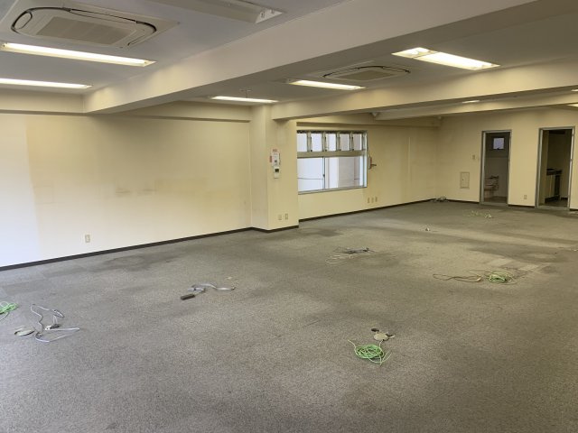 タチハラビルの内装