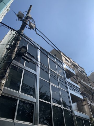 タチハラビルの外観