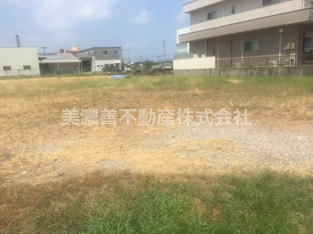 ３７３９７　岐阜市柳津町上佐波西土地の外観
