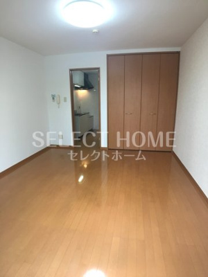 【寝室】 | 第5カネイ八帖北町アパートＡ棟 | 使い勝手のいい寝室です