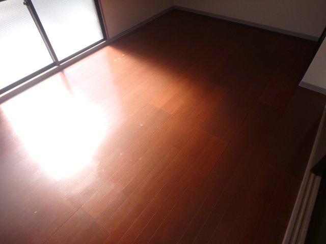 アペックスハイツ・ユニの洋室